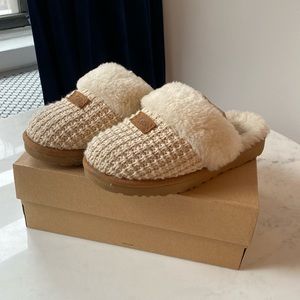 Ugg Cozy Knit Slippers